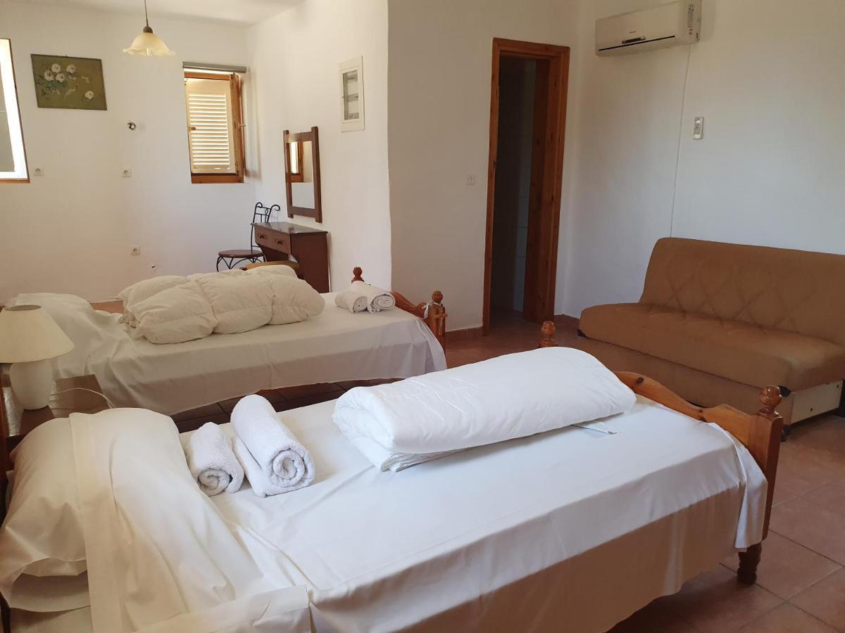 Apartmán Stoupa Mani Tower Exteriér fotografie