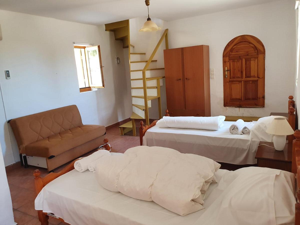 Apartmán Stoupa Mani Tower Exteriér fotografie